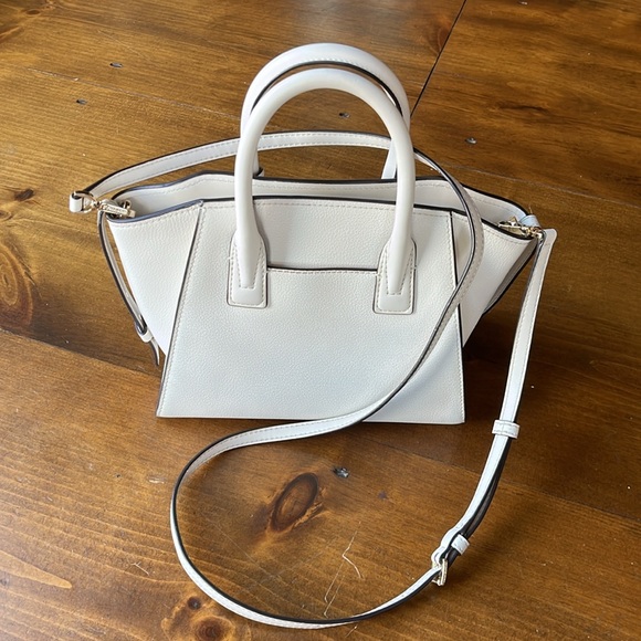 Michael Kors Avril Satchel - Light Cream - Picture 4 of 16
